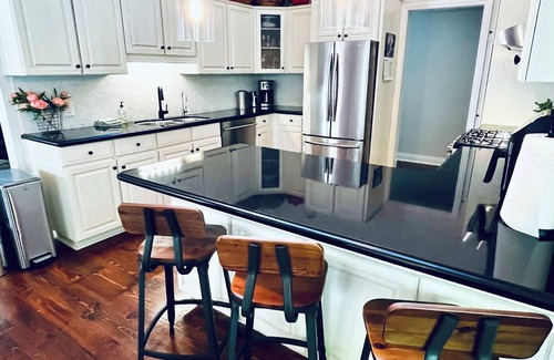 Oro-Medonte Chalet De Esquí | Modern Family Friendly Chalet