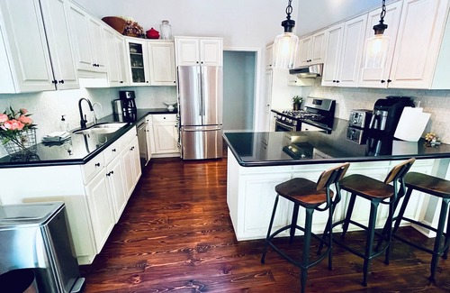 Oro-Medonte Chalet De Esquí | Modern Family Friendly Chalet