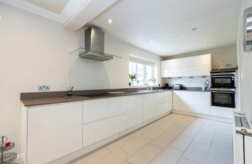 Cheadle Casa | Modern Family Home in South Manchester/Stockport