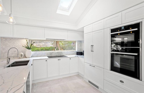 Kallaroo Casa | Modern Family Home with Pool and Entertaining Area