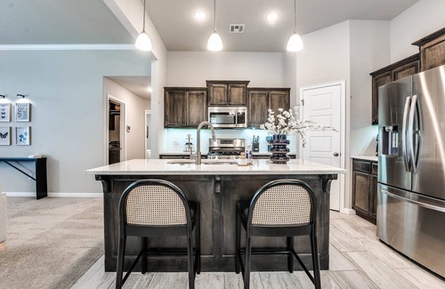 Midwest City Casa | Modern Family Retreat in Midwest City