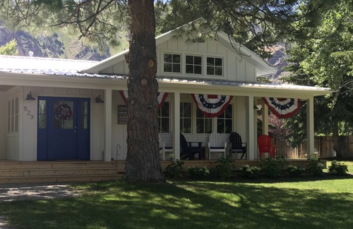 Hailey Casa | Modern Farm House: ubicación increíble. Compras, senderismo, pesca y esquí