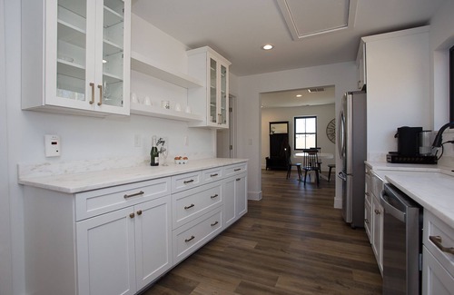 Leesburg Cabaña | Modern Farmhouse Getaway