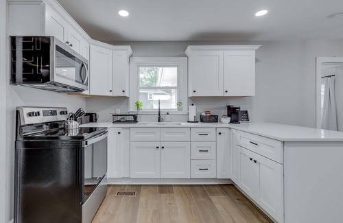 Simpsonville Casa | Modern Farmhouse in Downtown Simpsonville, SC