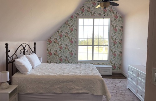 Fairfield Otro | Modern farmhouse retreat between DFW and Houston.