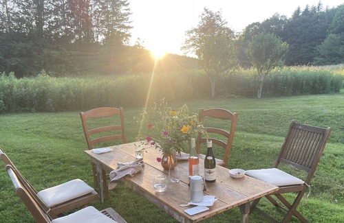 Canaan Casa | Modern Farmhouse with Sauna & Pool on 100+ Acres.