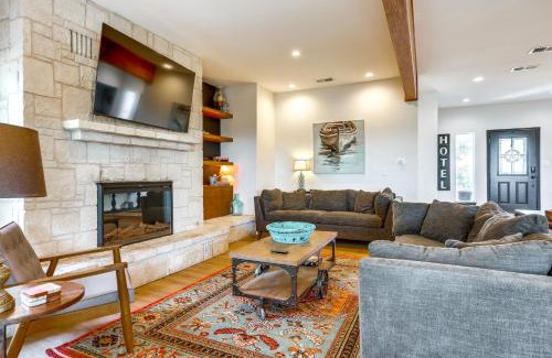 Canyon Lake Casa | Modern Fischer House with Deck, Fire Pit and Hot Tub!