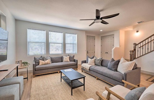 Flagstaff Casa | Modern Flagstaff Home Hot Tub, 3 Mi to Dtwn!