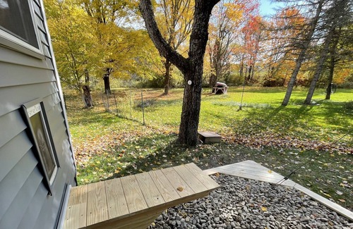 West Valley Apartamento | Modern flat, dog friendly - 10 minutes from Ellicottville ski slopes