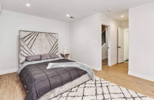 Park View Casa | Modern Flat in North West