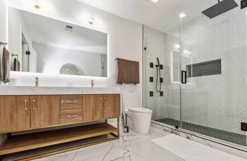 Park View Casa | Modern Flat in North West