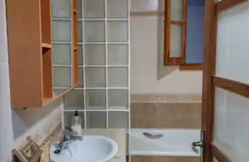 Trinitat Condominio | Modern Flat in Valencia