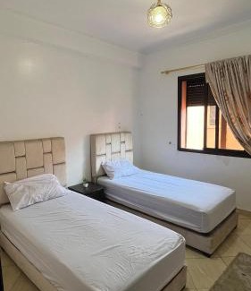 Daoudiate Apartamento | Modern Flat Pool AC Parking 10min from Gueliz