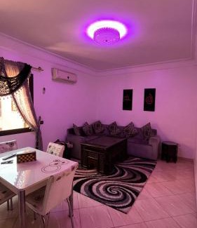 Daoudiate Apartamento | Modern Flat Pool AC Parking 10min from Gueliz