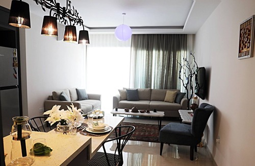 Yenisehir Apartamento | Modern Flat w Balcony Near Kyrenia Gate in Nicosia