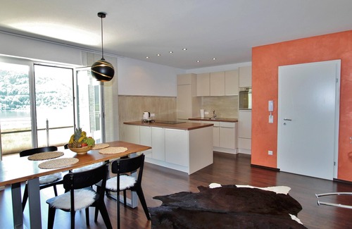Bodensdorf Apartamento | Modern flat with a view over Lake Ossiach