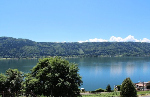 Bodensdorf Apartamento | Modern flat with a view over Lake Ossiach
