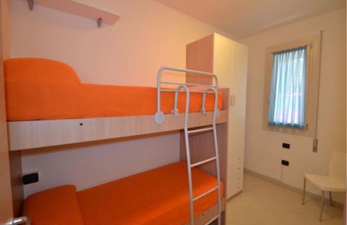 Rosapineta Apartamento | Modern flat with private garden in Rosolina Mare