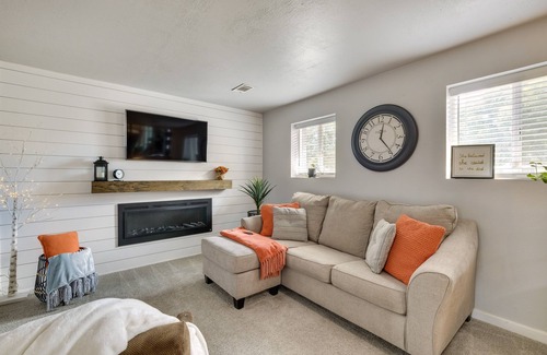 Troutman Park Casa | Modern Fort Collins Retreat w/ Back Patio!