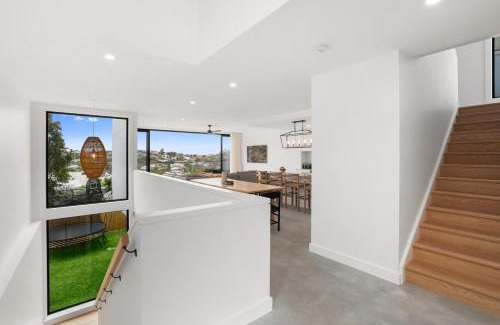 Queenscliff Casa | Modern Freshwater Beach Pad