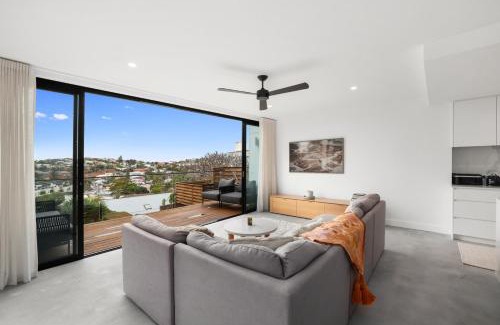 Queenscliff Casa | Modern Freshwater Beach Pad