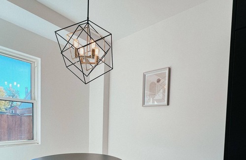 Stratford Casa | Modern Full Home steps from the Stratford Festival