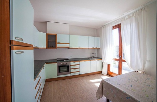 Verbania Apartamento | apartamento de 3½ habitación amueblada moderna con terraza y jardín