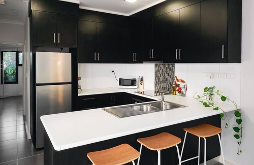 Muirhead Apartamento | Modern Furnished Guesthouse