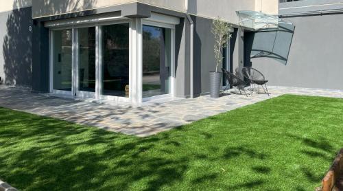 Passarona Apartamento | Modern Garden Apartment - City & Mountain View