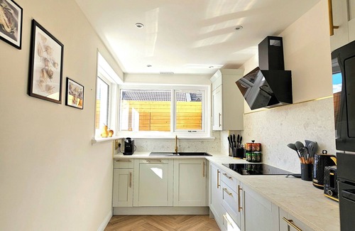 Glasgow Casa | Modern Gem with free parking