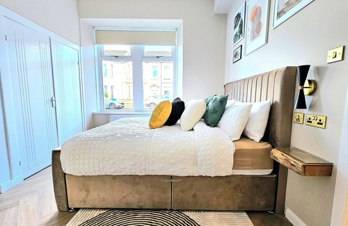 Glasgow Casa | Modern Gem with free parking