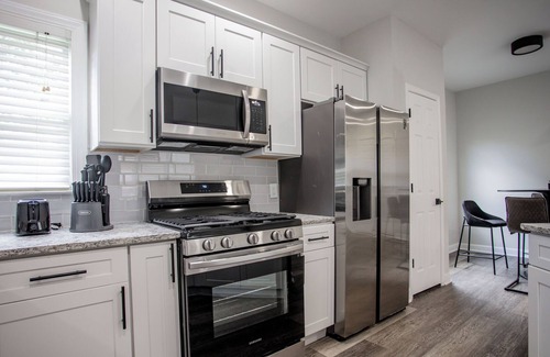 Mechanicsville Casa | Modern Getaway! Centrally Located & Family Friendly
