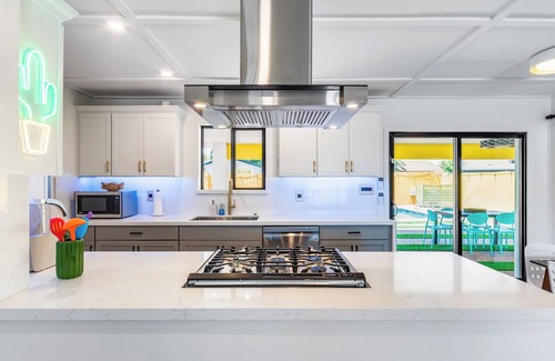 Southwest Village Casa | Modern Getaway: with private pool, outdoor fireplace, near Camelback Mountain