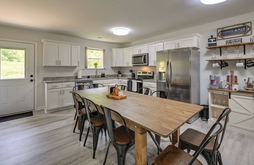 Greensboro Casa | Modern Greensboro Getaway w/ Fire Pit!