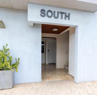 Shaba Apartamento | Modern Ground Level, 4 BR condo