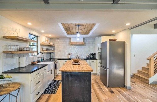 Groveland Cabina | Modern Groveland Chalet ~ 25 Mi to Yosemite!