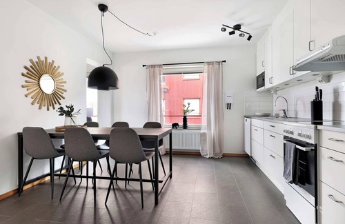 Pitea Apartamento | Modern Haven in Piteå's Heart