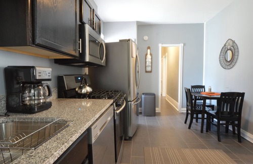 Southwest Garden Apartamento | ¡Precioso apartamento en The Hill! ¡WiFi gratis y TV Roku!