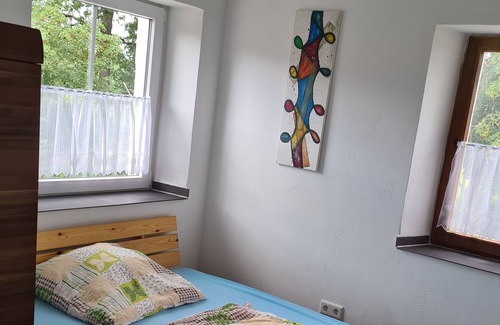 Muenchberg Casa | Casa de campo rústica con chimenea y wifi gratis.