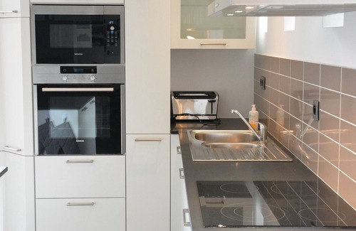 Seron Casa | Casa de vacaciones moderno con una granja en activo en Fernelmont