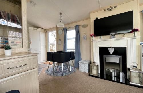 Mappleton Casa | Modern Holiday Home #Skipsea Sands Static Hire