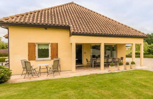 Saint-Nexans Casa | Modern holiday home with swimming pool