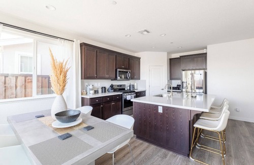 North Natomas Casa | Modern Home Between Downtown & Airport