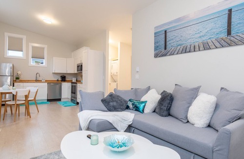 Regional District of Nanaimo Cabaña | Modern Home Close to Beach