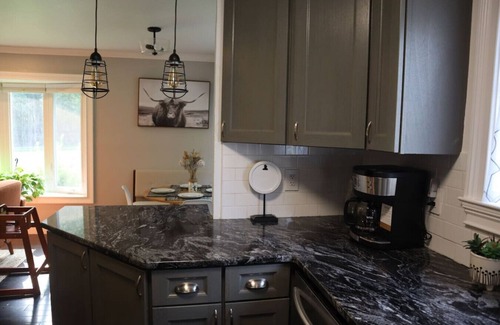 Ampere Apartamento | Modern Home Close to NYC!