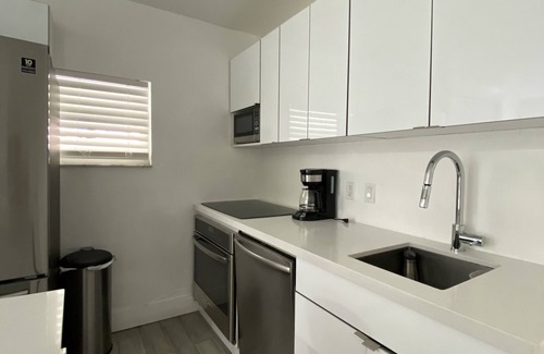 Westchester Casa | MODERN HOME, Excellent Location Miami 3/2