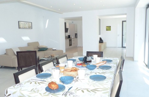 Plouhinec Casa | Modern Home facing the sea