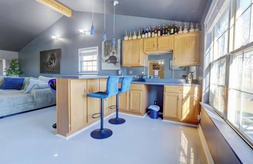 Lexington Casa | Modern Home Fenced Yard:4 Mi to Downtown Lexington Near Kentucky Horse Park & UK