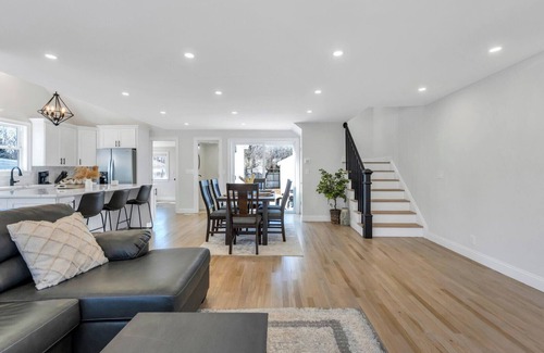 Greenport Casa | Modern home in Greenport, close to beaches, outdoor dining, perfect for families