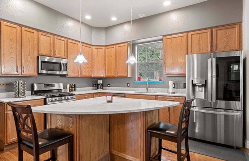Montclair Casa | Modern Home in Upscale Neighborhood
